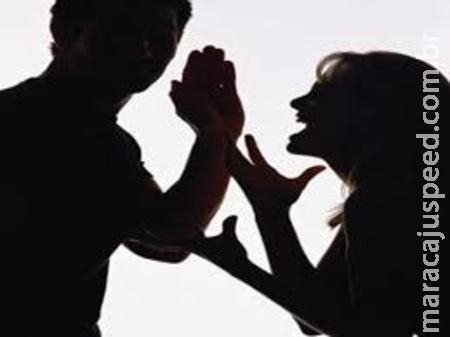 Após festa, homem recebe mordida nas costas e mulher tem ferimento na perna