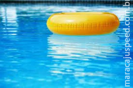 Criança de dois anos morre afogada em piscina de distrito de Dourados Criança de dois anos morre afogada em piscina de distrito de Dourados