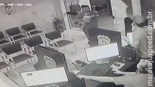 Família pede socorro e polícia salva bebê com asfixia em Dourados