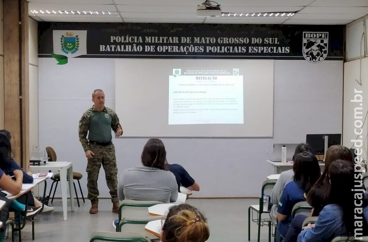 Funcionários de escolas públicas e particulares começam a receber capacitação de segurança no Bope