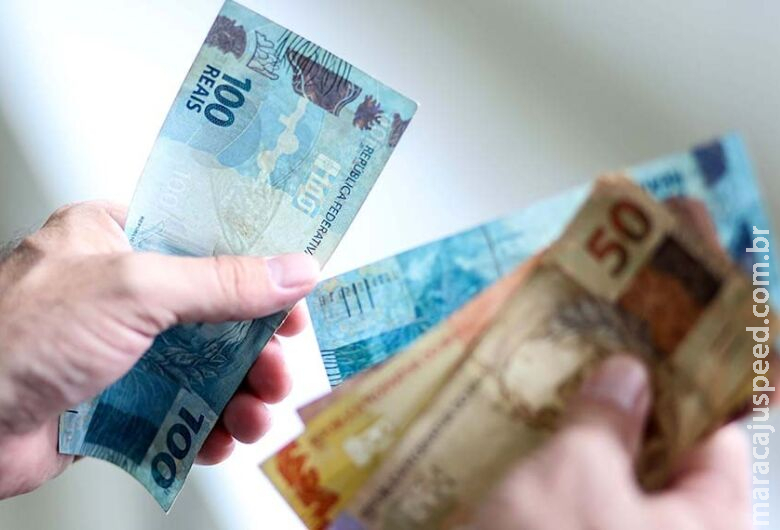 Governo Lula ainda não decidiu se aumentará salário mínimo para R$ 1.320, diz ministro Governo Lula ainda não decidiu se aumentará salário mínimo para R$ 1.320, diz ministro