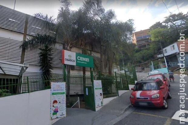 Homem armado com facão invade creche e é contido por motorista de van escolar em SP