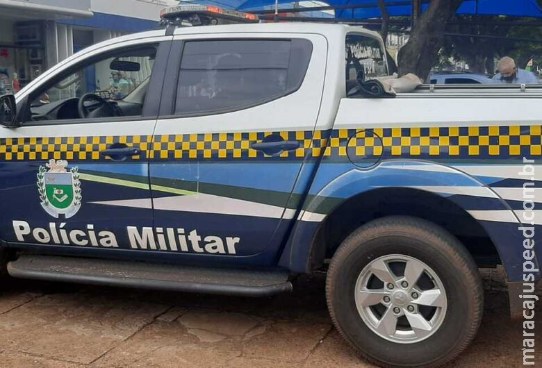 Homem é preso após ser flagrado dirigindo bêbado e sob efeito de cocaína