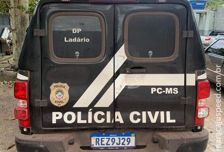 Mulher descobre traição, sequestra e espanca amante do marido 