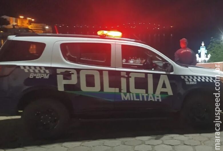Mulher é agredida por companheiro após postar foto em rede social