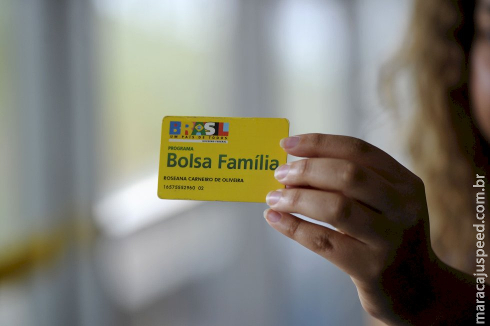 Por inconsistências, governo bloqueia 1,2 milhão de beneficiários do Bolsa Família