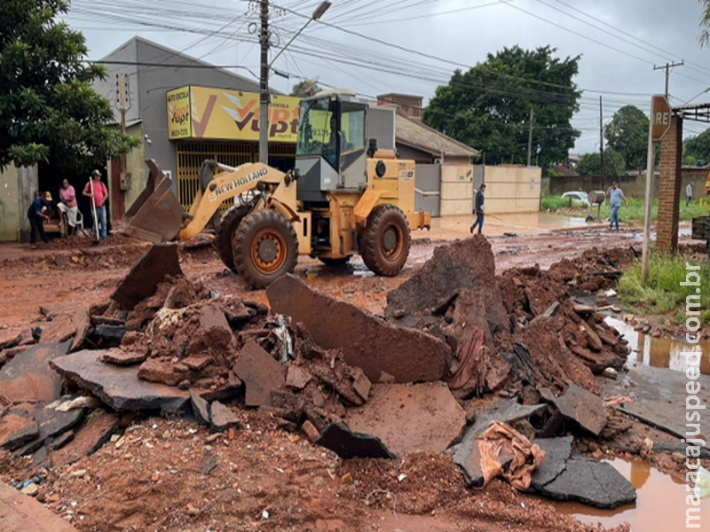 Riedel assina autorização de convênio para cidades destruídas pela chuva