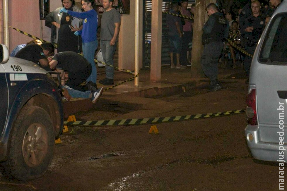 Sentado em açougue, homem é baleado e morre em MS