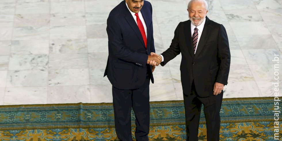 Ao lado de Maduro, Lula defende união de países latino-americanos Ao lado de Maduro, Lula defende união de países latino-americanos