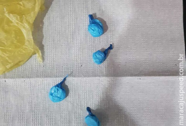 Após denúncia, homem é flagrado vendendo cocaína em boate 