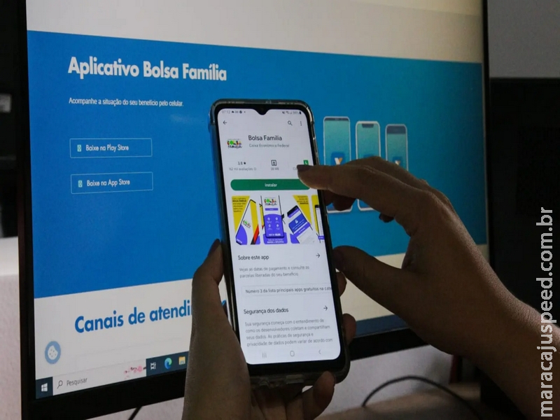 Beneficiários com NIS final 4 recebem parcela do Bolsa Família nesta terça-feira Beneficiários com NIS final 4 recebem parcela do Bolsa Família nesta terça-feira