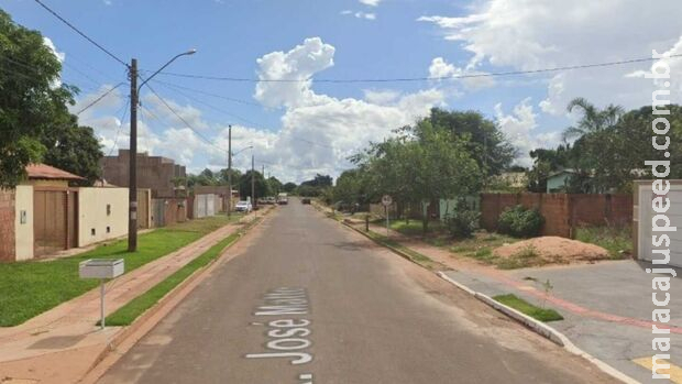 Cliente nega diminuir farol de carro e toma facada na Vila Neusa