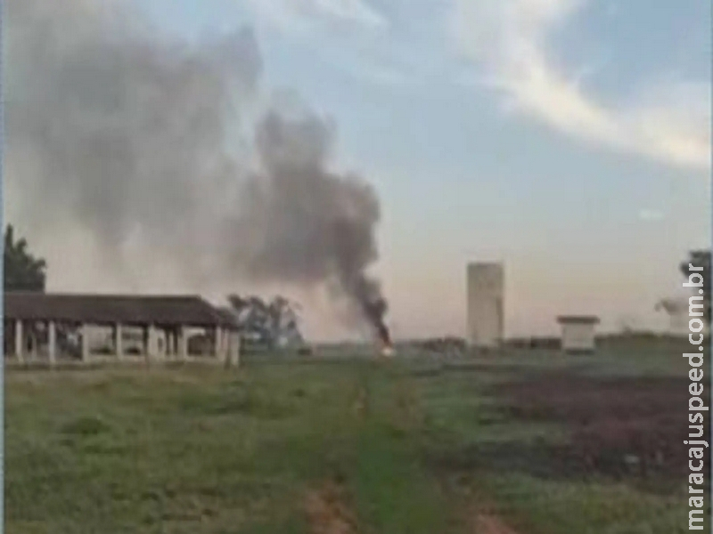 Helicóptero cai em fazenda em São Carlos, no interior de SP, e deixa dois mortos