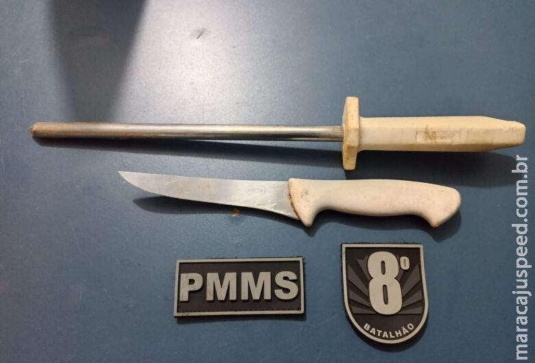 Homem é preso após invadir a casa da ex e tentar acertá-la com faca