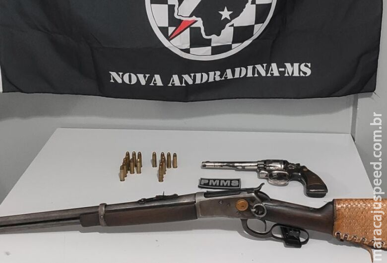 Homem é preso com armas e munições irregulares