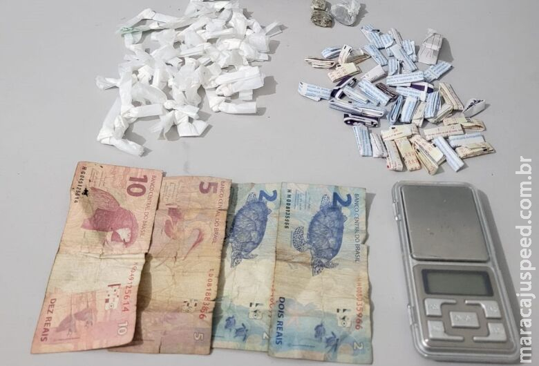 Homem é preso em flagrante comercializando drogas