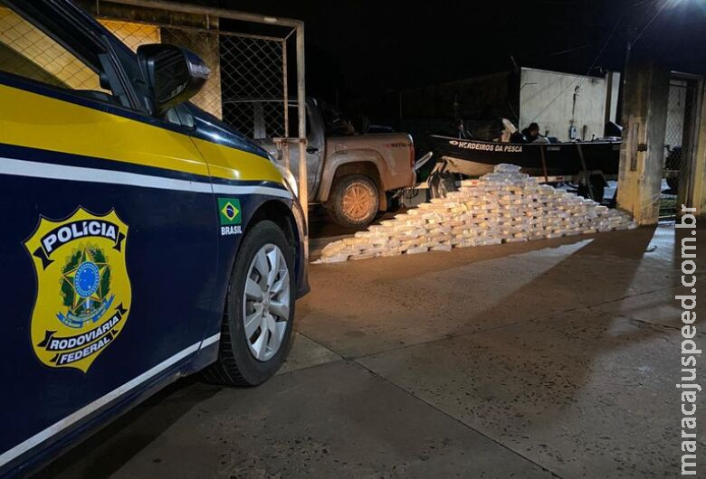 Homem levava cocaína e pasta-base em caminhonete com filhos e esposa Homem levava cocaína e pasta-base em caminhonete com filhos e esposa