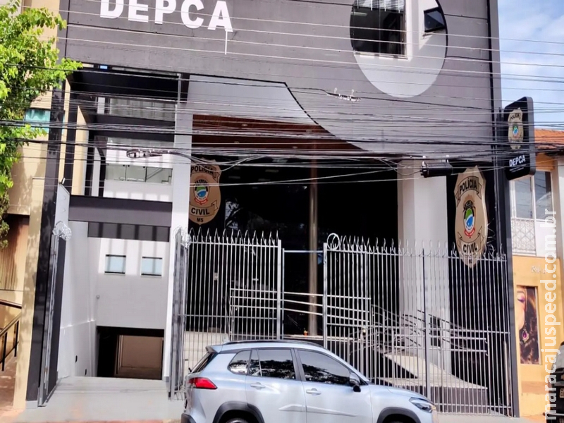 Mãe é levada para a delegacia após menina de 5 anos ser queimada com bitucas de cigarro