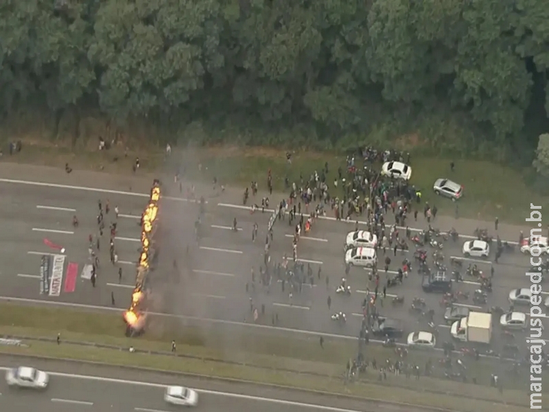 Marco temporal: protesto de indígenas guaranis bloqueia rodovia em São Paulo