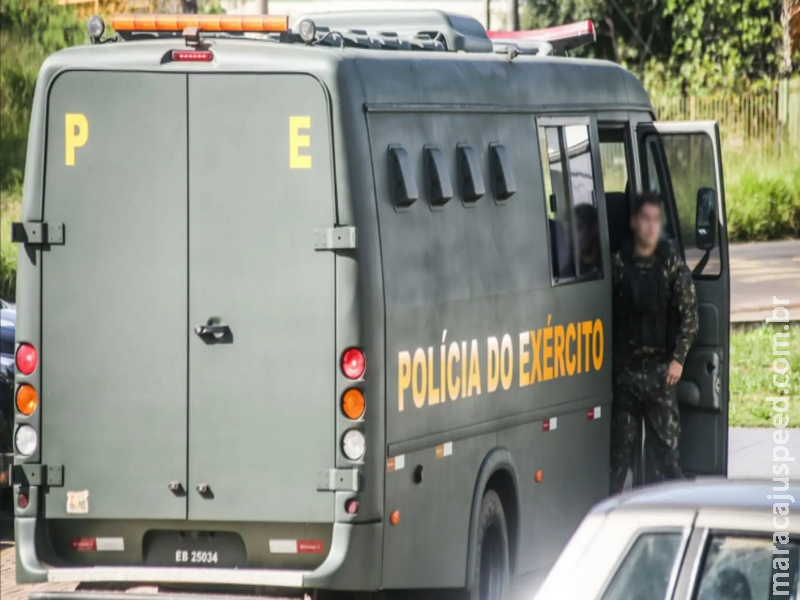 Militar do Exército é preso com arma de fogo após discussão com vizinhos em Campo Grande