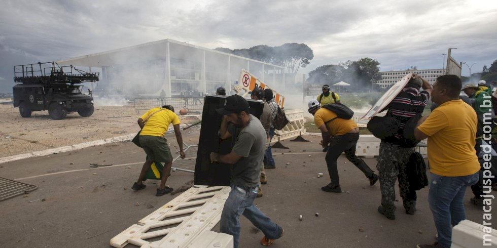 Moraes vota por tornar réus mais 250 investigados pelo 8/1