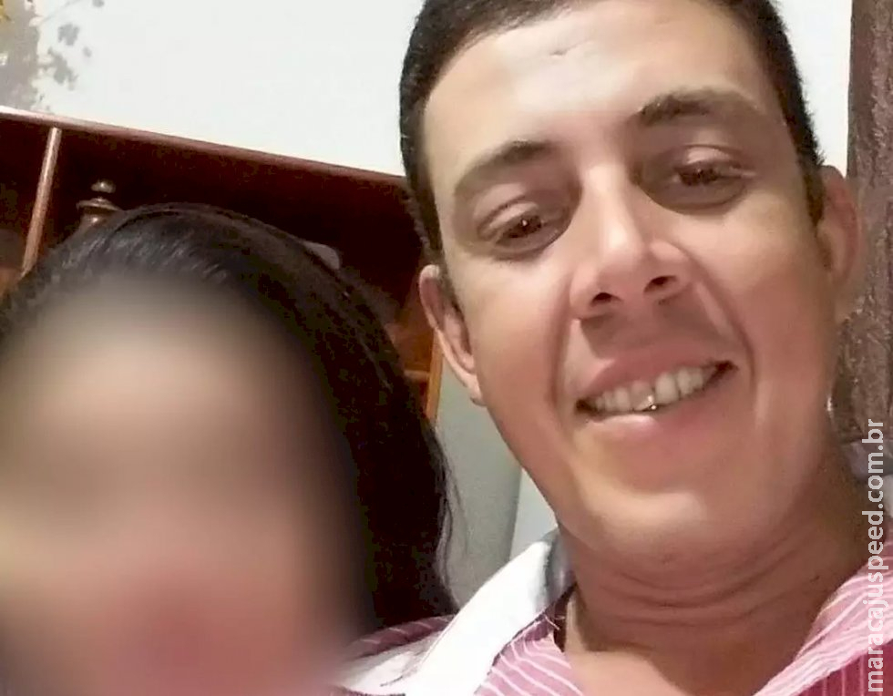 Morto em restaurante tinha 43 anos e almoçava com esposa e filha