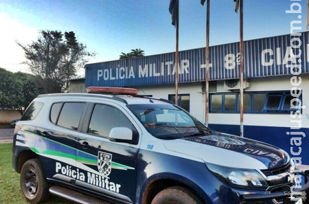 Mulher de 55 anos é espancada após pedir apoio financeiro ao esposo no assentamento Alambari;PM encontra armas de fogo no local 