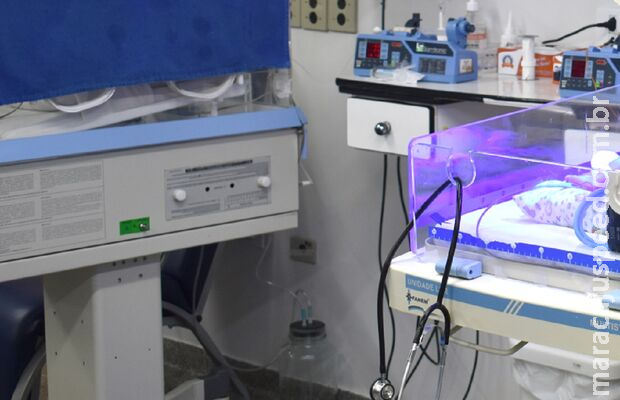 Polícia investiga caso de bebê socorrida com hemorragia no olho no Estrela do Sul 