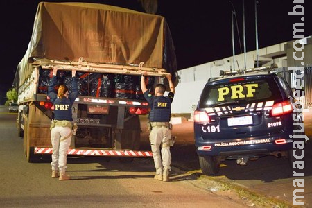 PRF apreende 3,4 toneladas de maconha em Paranaíba PRF apreende 3,4 toneladas de maconha em Paranaíba