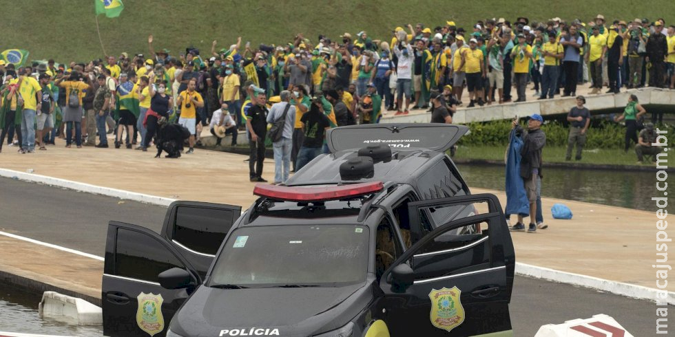 STF julga mais 250 denunciados por atos golpistas