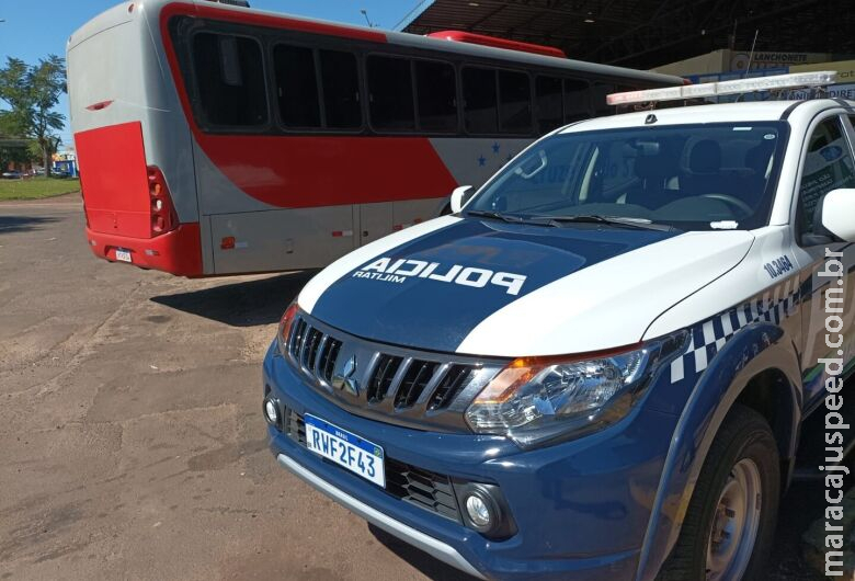 Tabletes de maconha são encontrados em ônibus de linha na fronteira 