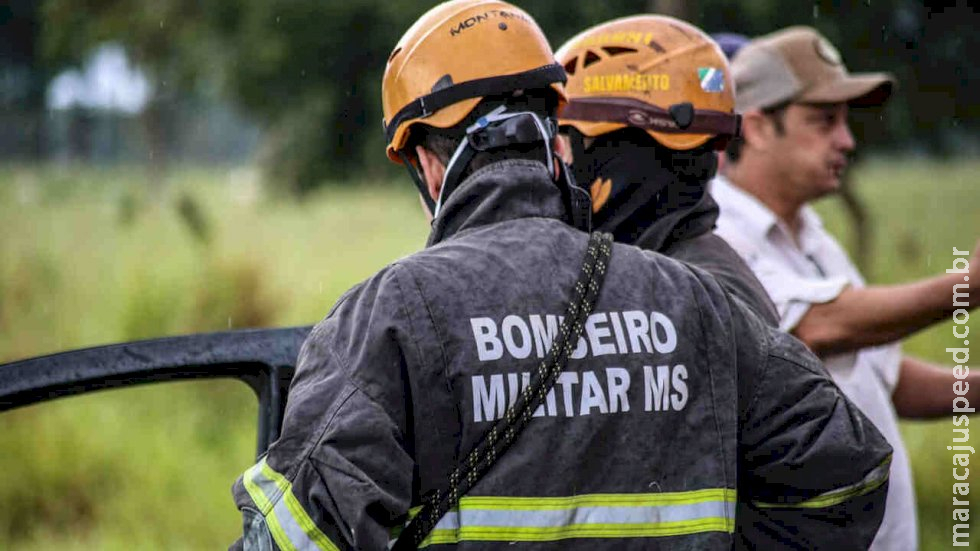 Acidente no minianel na BR-163 entre caminhão e carro acaba com um  morto