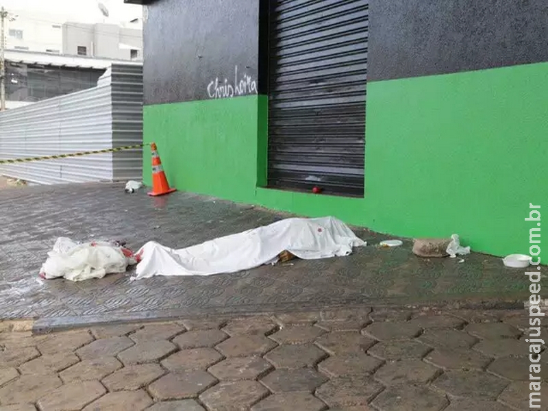 Acusado de matar morador de rua com pedrada na cabeça é indiciado Acusado de matar morador de rua com pedrada na cabeça é indiciado