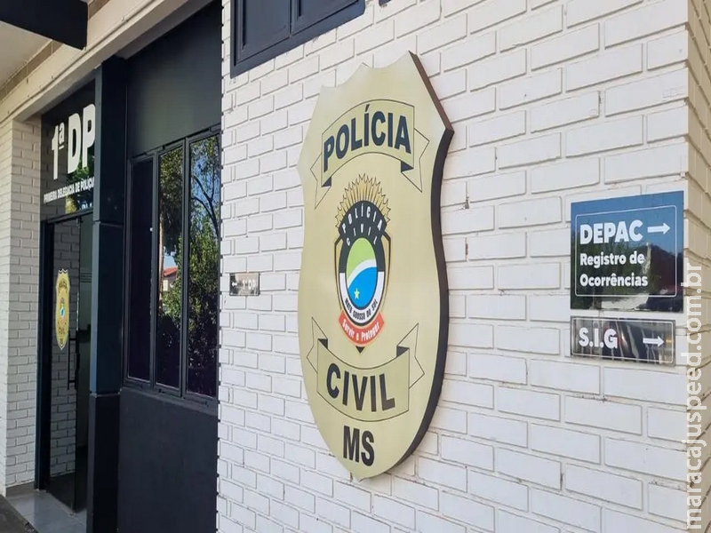 Após briga pais deixam quatro crianças trancadas em quitinete em MS e vizinha aciona a polícia