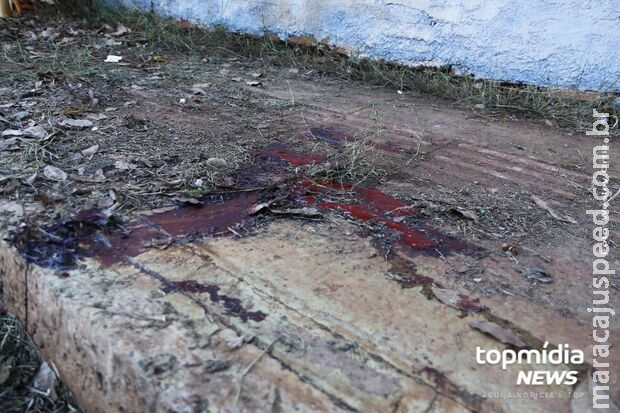 Bebedeira termina em confusão e com pedreiro ferido no Carandá Bosque Bebedeira termina em confusão e com pedreiro ferido no Carandá Bosque