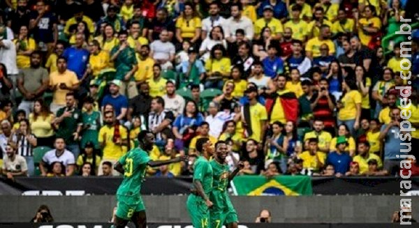 Brasil perde de virada para Senegal e termina data Fifa em baixa