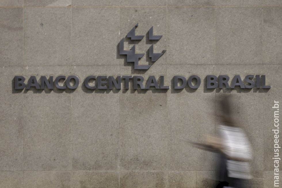 Copom deve congelar Selic, mas governo projeta sinais para início de cortes
