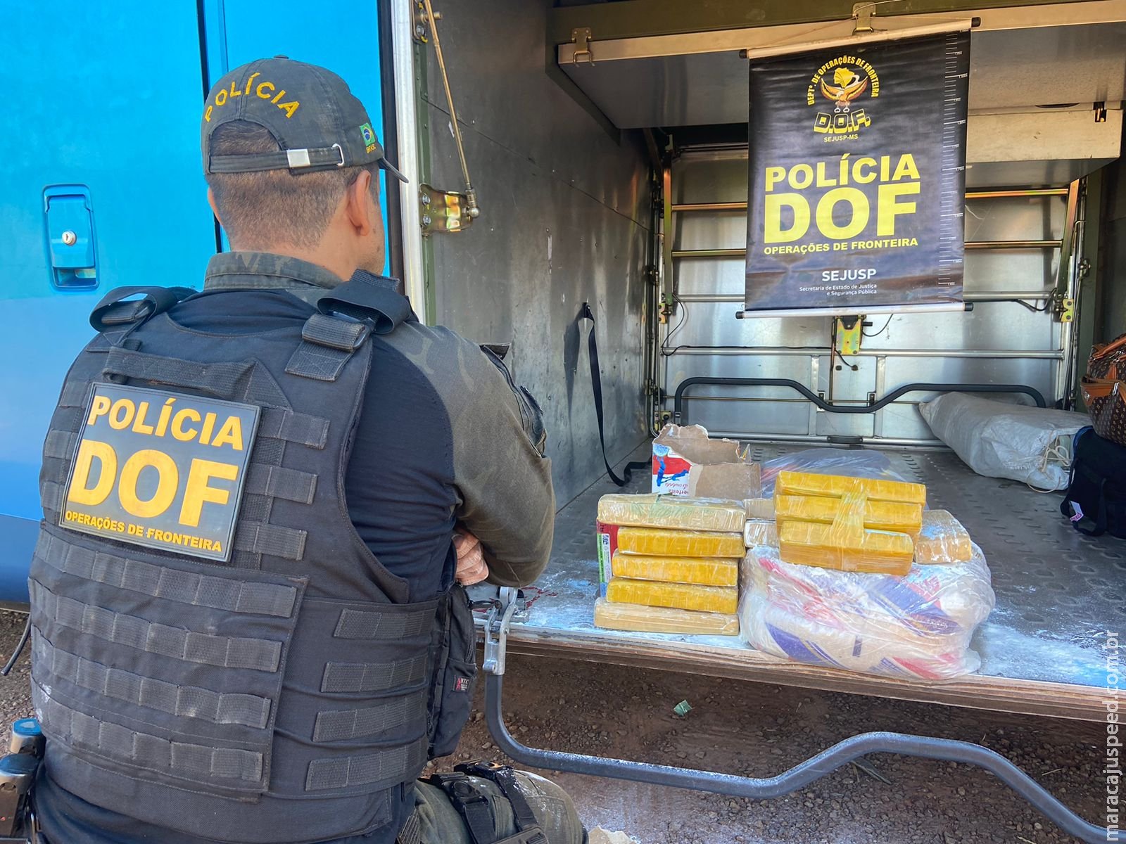 DOF apreende droga em embalagens de alimentos de cesta básica na MS-156 DOF apreende droga em embalagens de alimentos de cesta básica na MS-156