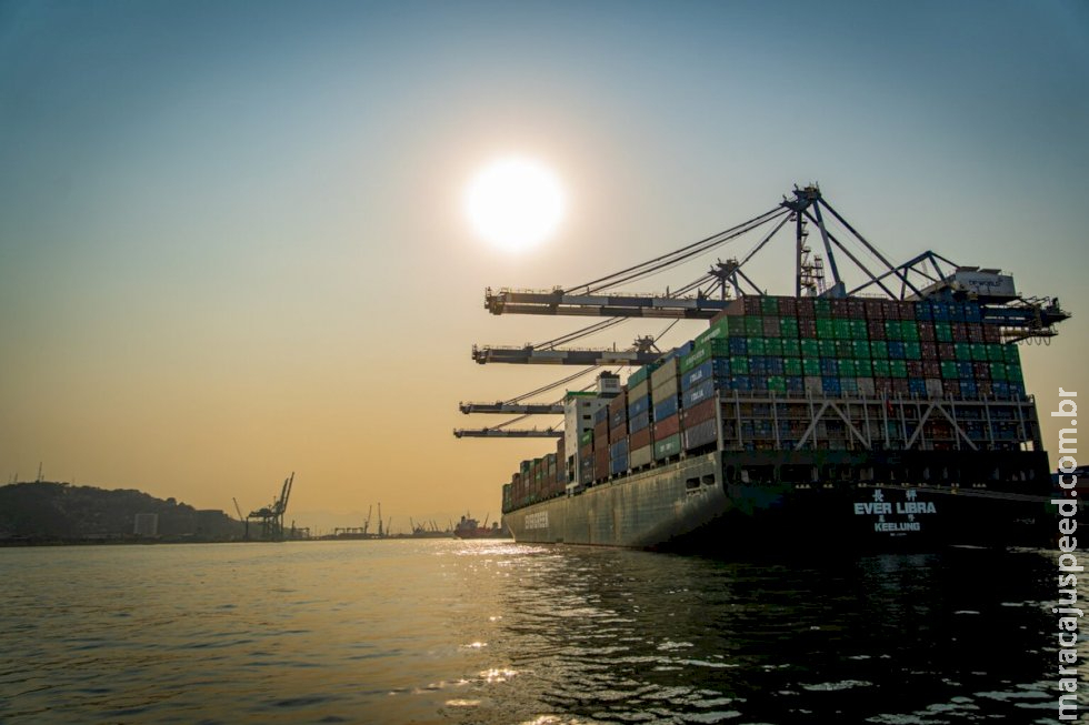 Governo federal anuncia a redução das tarifas nos Portos de Santos e Rio de Janeiro
