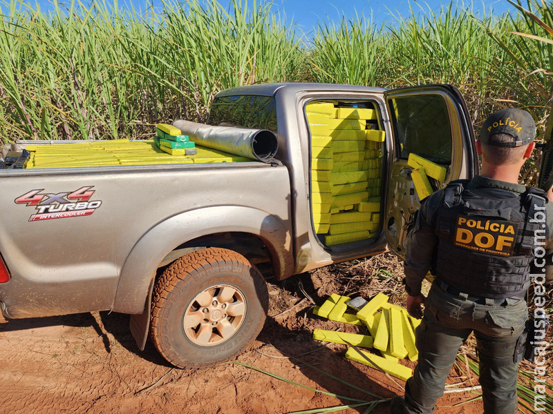 Hilux com placas falsas e carregada com mais de duas toneladas de maconha é apreendida pelo DOF em Itaquiraí