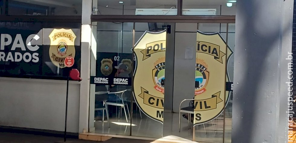 Homem apanha de facão da ex- esposa durante encontro com filho em aldeia de Dourados Homem apanha de facão da ex- esposa durante encontro com filho em aldeia de Dourados