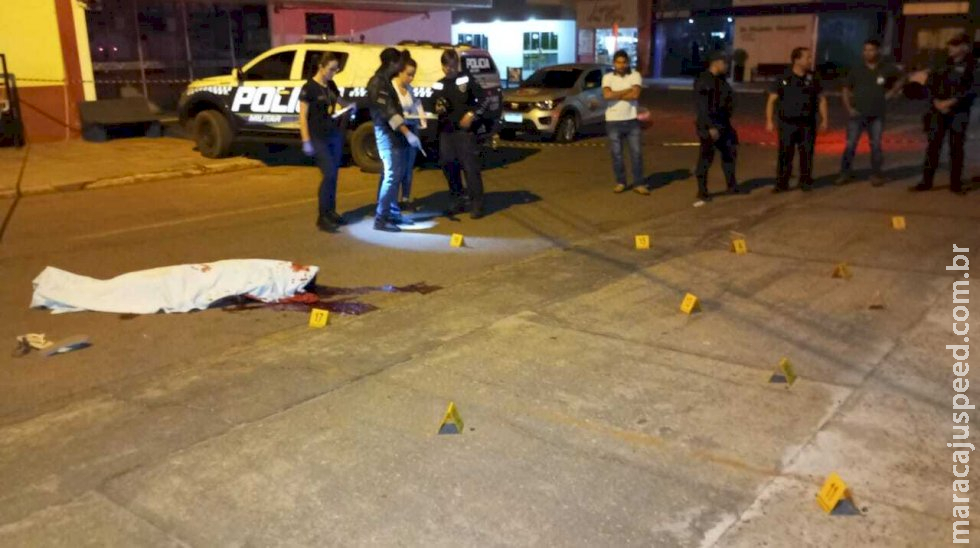 Homem de 26 anos é executado com 17 tiros no centro de cidade de MS