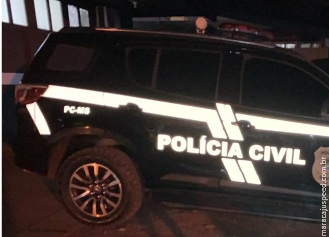 Homem é preso ao ameaçar e xingar mulher na frente de policiais em Aral Moreira