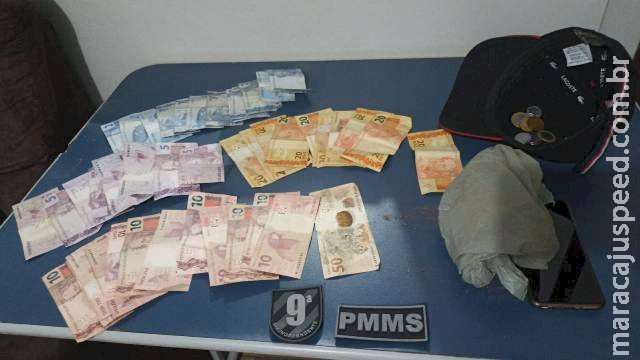 Jovem de 18 anos é preso em flagrante pela PM por tráfico de drogas