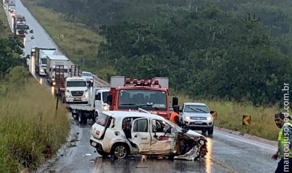 Morre segunda vítima de colisão frontal entre carros na MS-395 Morre segunda vítima de colisão frontal entre carros na MS-395