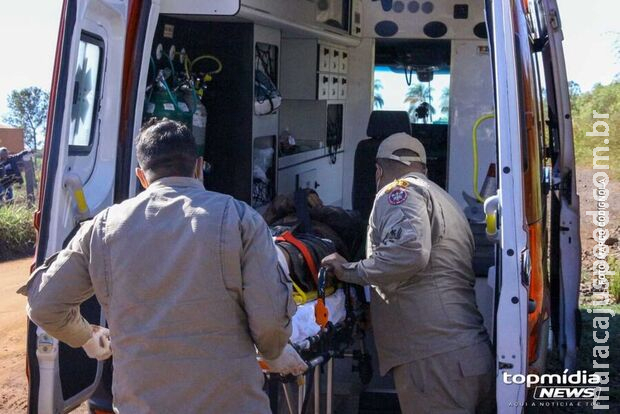 Mulher mete facada no pescoço do ex-namorado por estar namorando de novo em São Gabriel Mulher mete facada no pescoço do ex-namorado por estar namorando de novo em São Gabriel