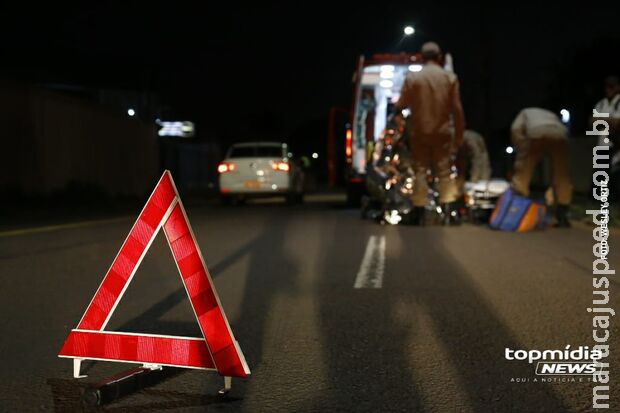 Mulher morre atropelada e motorista foge em Antônio João Mulher morre atropelada e motorista foge em Antônio João