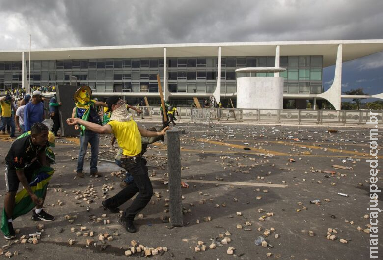 PF faz buscas por "possível financiador" de atos em 8 de janeiro 