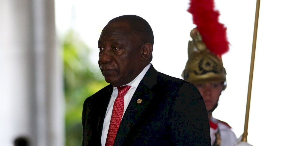 Presidente da África do Sul inicia missão de paz em Kiev 