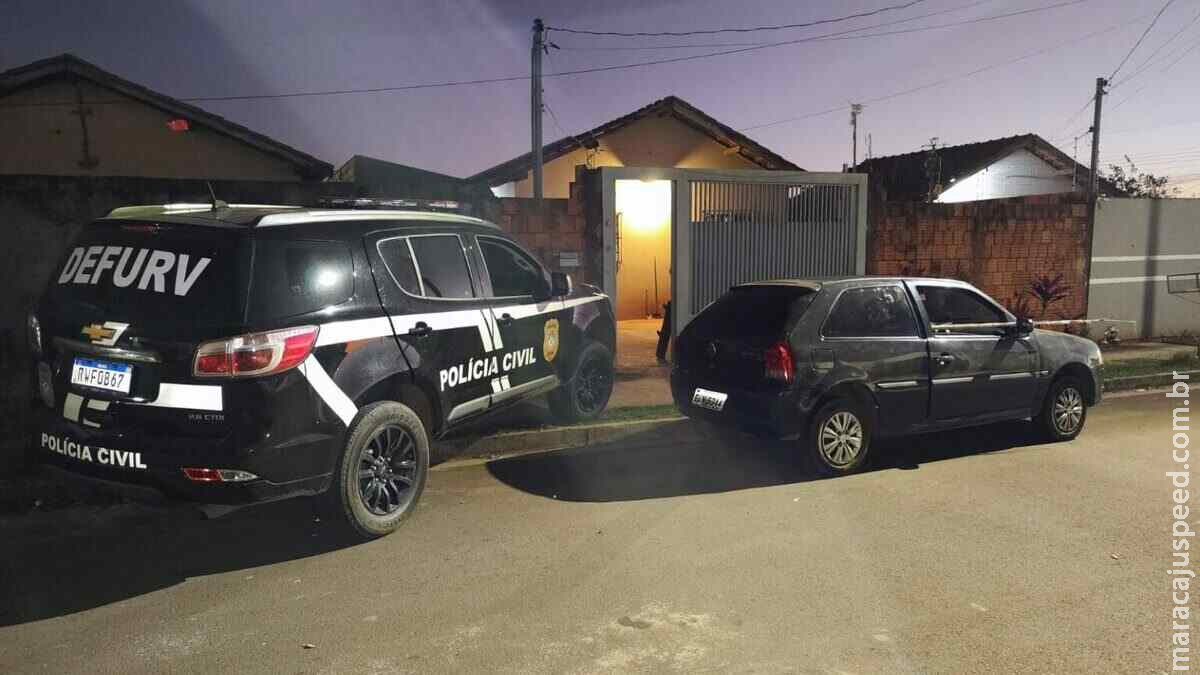 Quadrilha que se passava por policiais para roubar carros é presa em Campo Grande Quadrilha que se passava por policiais para roubar carros é presa em Campo Grande